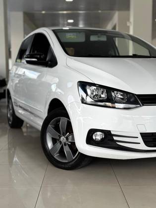 VOLKSWAGEN FOX 1.6 MSI TOTAL FLEX CONNECT 4P MANUAL VOLKSWAGEN FOX 1.6 MSI TOTAL FLEX CONNECT 4P MANUAL
